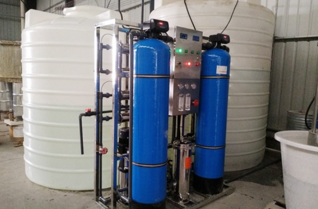 工業<a href=http://m.delixinchina.com/fstcjssb/ target=_blank class=infotextkey>反滲透凈水設備</a>